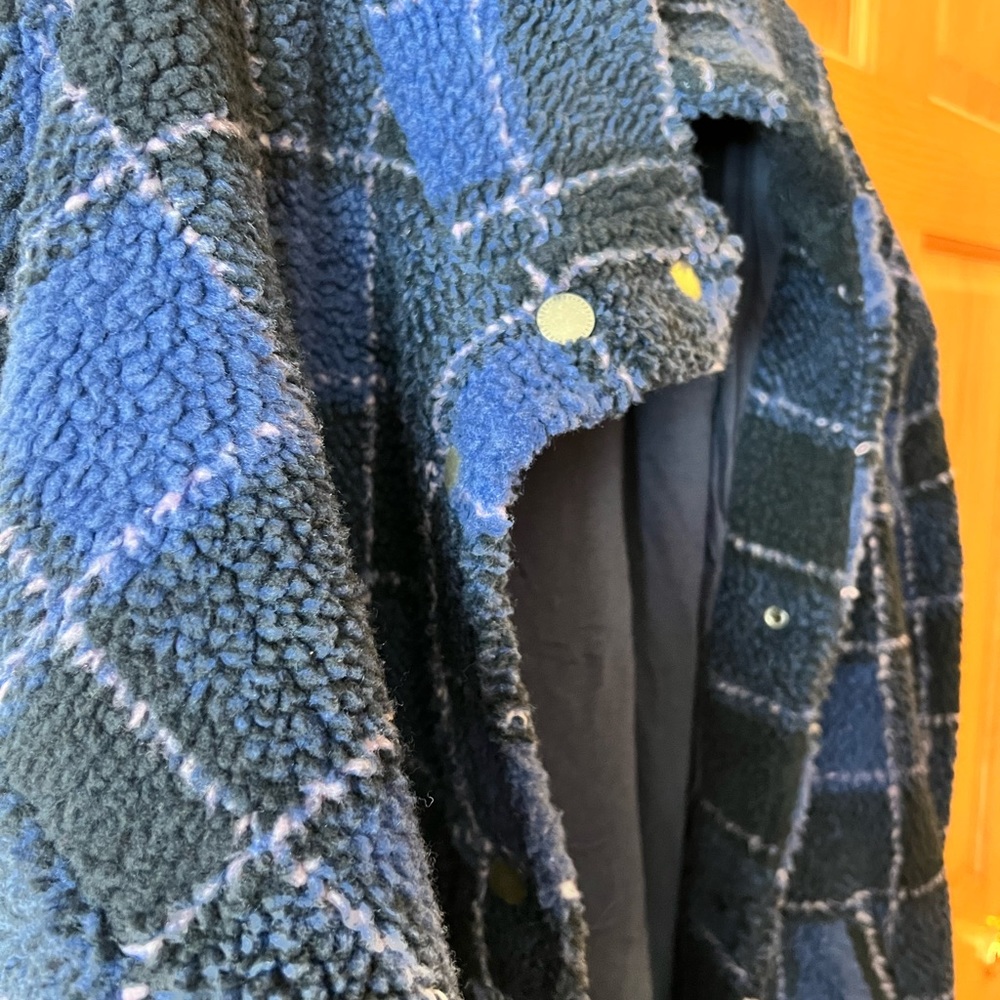Plaid roxy X-Large, new without tags jacket